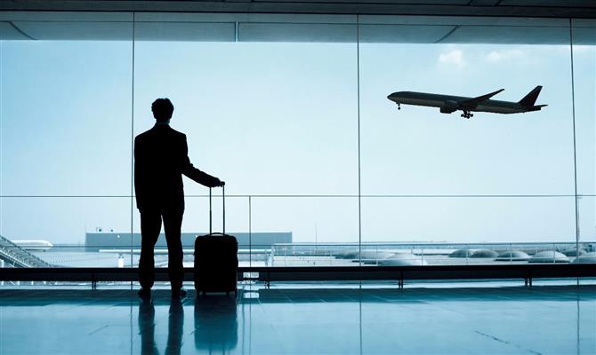 Empresas: 49% prontas para viajar e 56% mudaram política de viagem